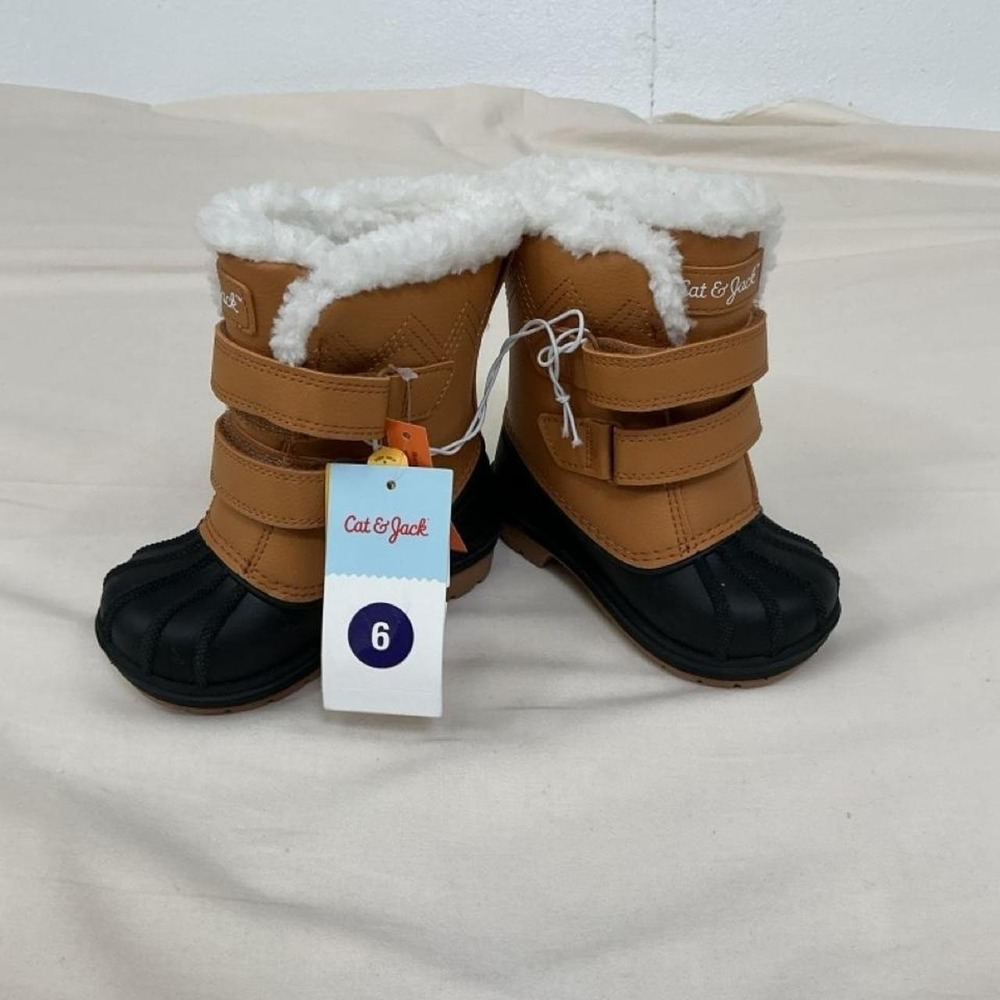 Cat & Jack Toddler Winter Boots | Size 6 | NWT ❄️🤎